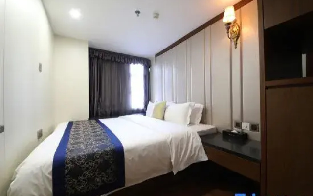 Lincoln Extreme Hotel Shenzhen (Futian Huaqiangbei Science Museum Subway Station)