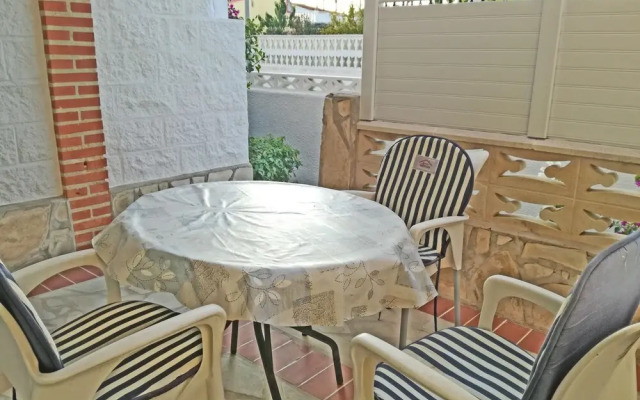 Inviting holiday home in Els Poblets near the sea