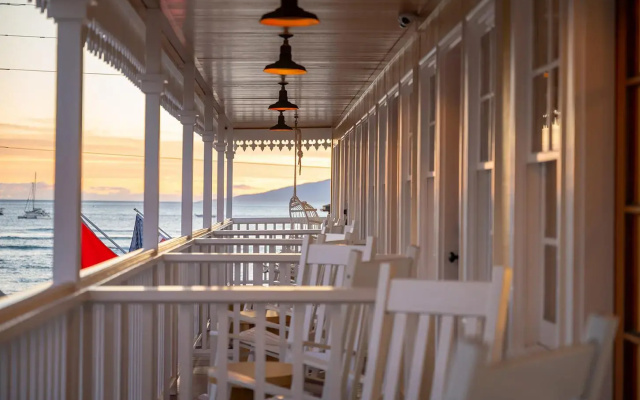 Lahaina Inn