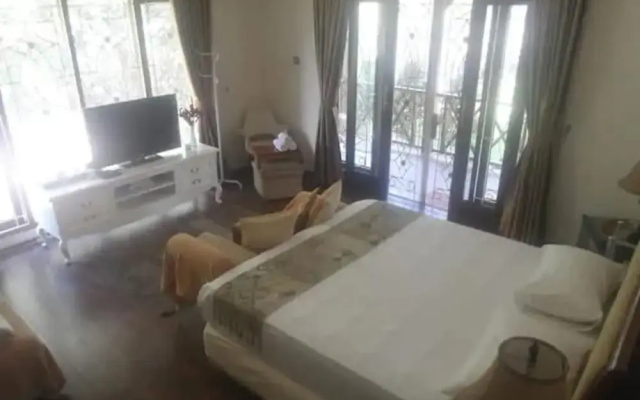 D'Kiara House