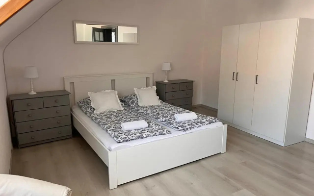 Pacsirta Apartman Grand