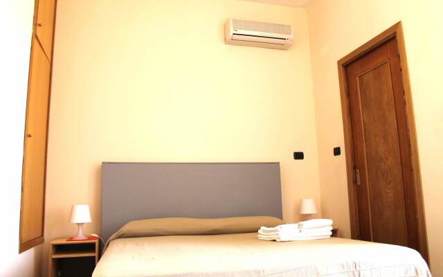 Отель Bed and Breakfast Nettuno Агридженто комната для гостей