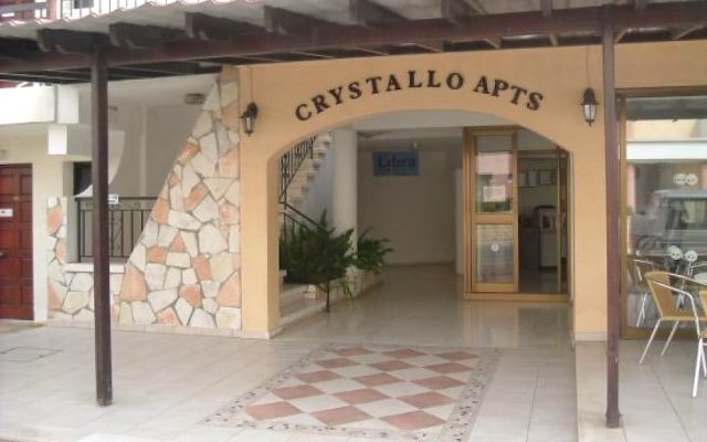 Отель Crystallo Apartments Кипр, Пафос - 4 отзыва об отеле, цены и фото номеров - забронировать отель Crystallo Apartments онлайн вид на фасад