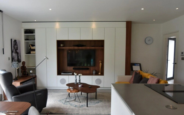Modern Holiday Home in Maasmechelen With Sauna