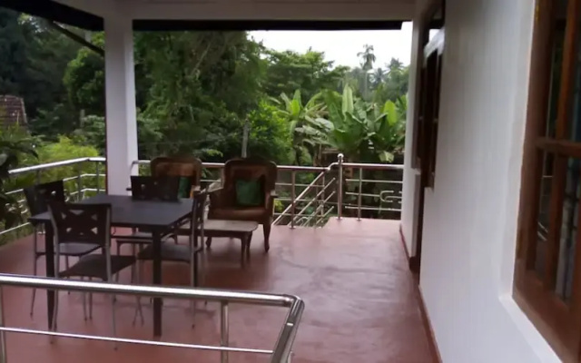 Senuri Home stay