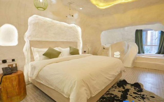 Hotels in Xining Boling