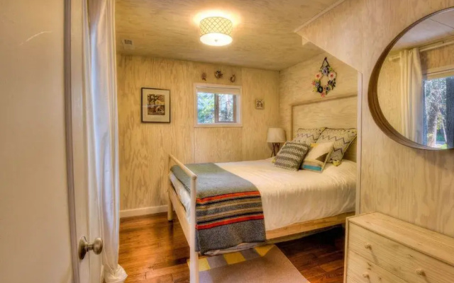 Tahoe Pines Cabin