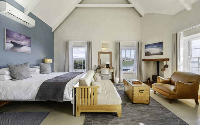 The Farmhouse Hotel