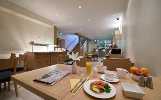 Hotel Homeland