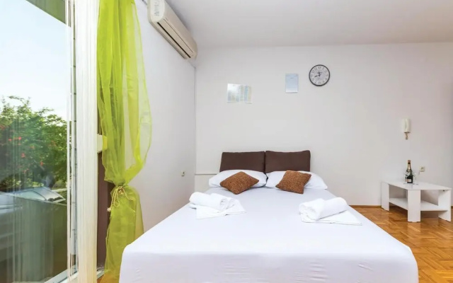Amazing Apartment in Trogir With 1 Bedrooms and Wifi