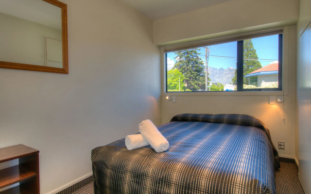 Four Seasons Motel