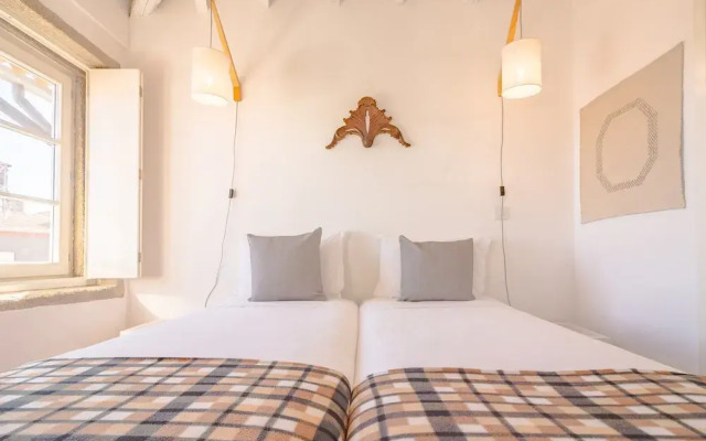 Cozy Porto Studio: Perfect Location & Comfort