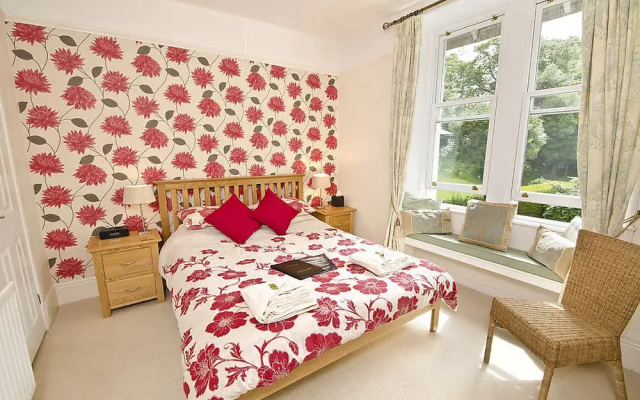 Oldfield House