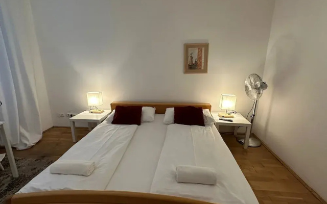 Affordable 3BR Apt Belvedere Vicinity