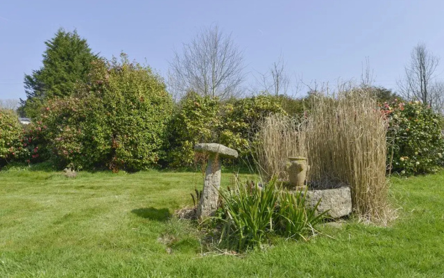 Lily Cottage