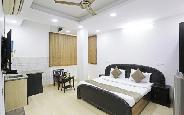 Mauryan Elite Hotel Lajpat Nager