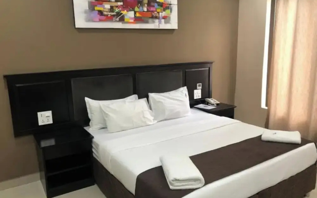 Palm Kalash Hotel