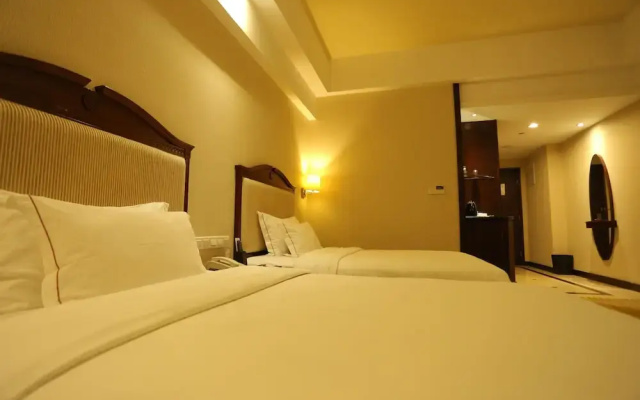 Country Garden Hill Lake Phoenix Hotel