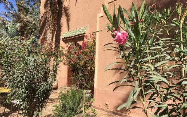 Отель Dar Nekhla - La Maison Des Palmiers Марокко, Загора - отзывы, цены и фото номеров - забронировать отель Dar Nekhla - La Maison Des Palmiers онлайн вид на фасад