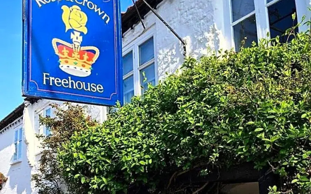 The Rose And Crown