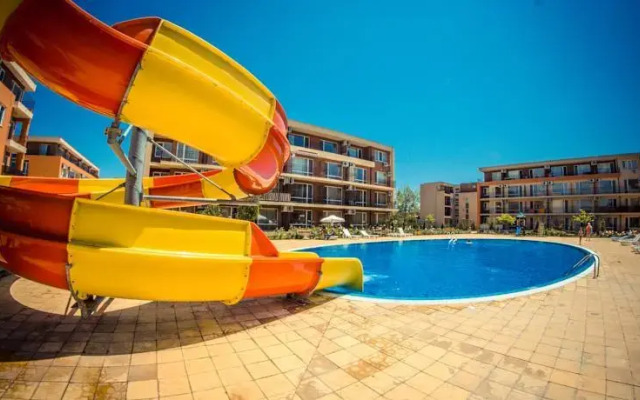 Holiday Garden Hotel