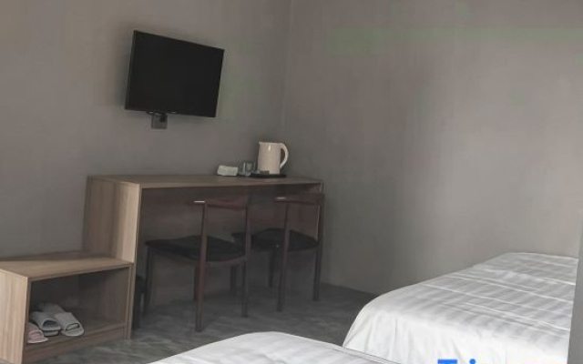 Qingxu Biyuan Hotel
