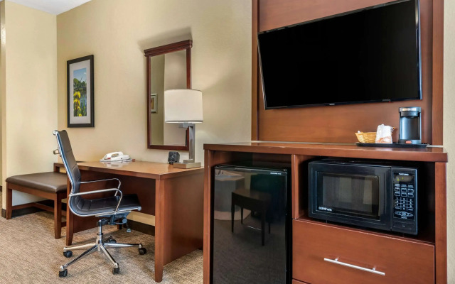Comfort Suites Dayton-Wright Patterson