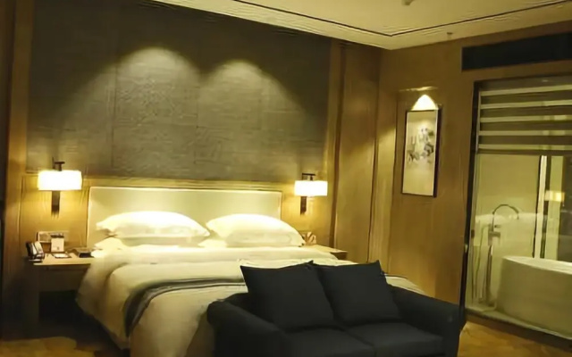 Huaihua Xiyue Hotel