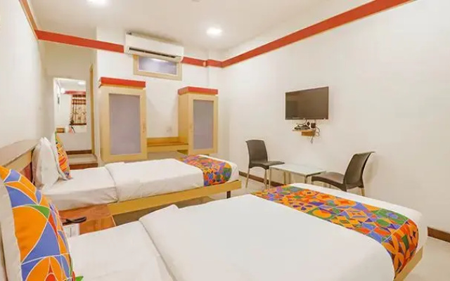 Fabhotel Sri Sai Ram Suites
