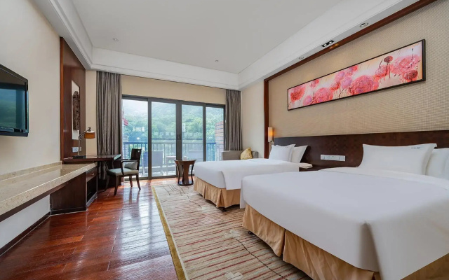Holiday Inn Resort Chaohu Hot Spring by IHG