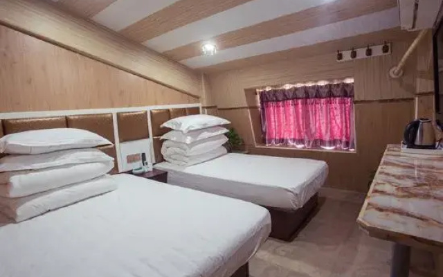 Shunda Hostel