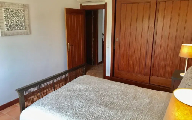 Beachside Family Stay in Benagil