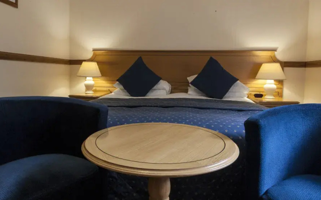 The Glen Hotel
