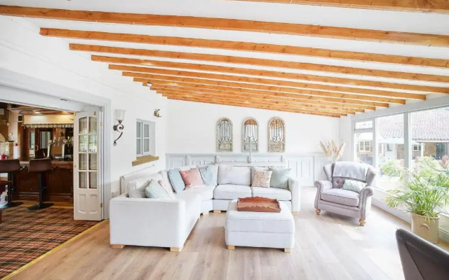 The Arches Country House