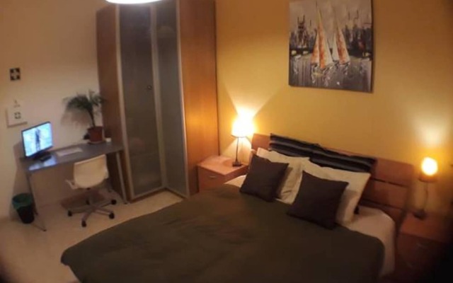 Отель With 3 Bedrooms in Moscavide, With Wonderful City View and W Португалия, Лиссабон - отзывы, цены и фото номеров - забронировать отель With 3 Bedrooms in Moscavide, With Wonderful City View and W онлайн комната для гостей