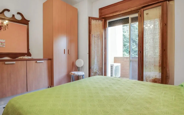 Lovely Apartment in Rosolina Mare Near Sea