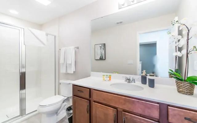 1552 Carey Palm Circle