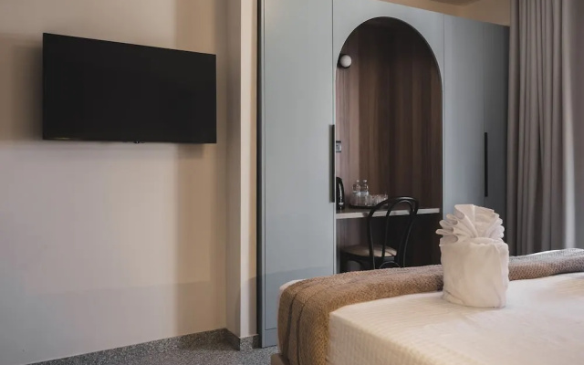 Maria Rosa Suites