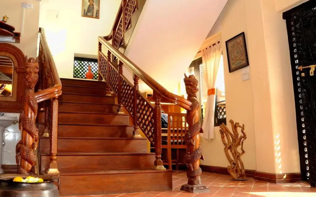 Sampada Inn