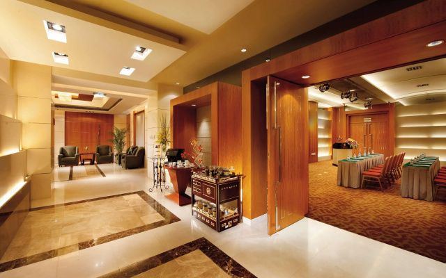 Отель Sunworld Dynasty Hotel Beijing Wangfujing