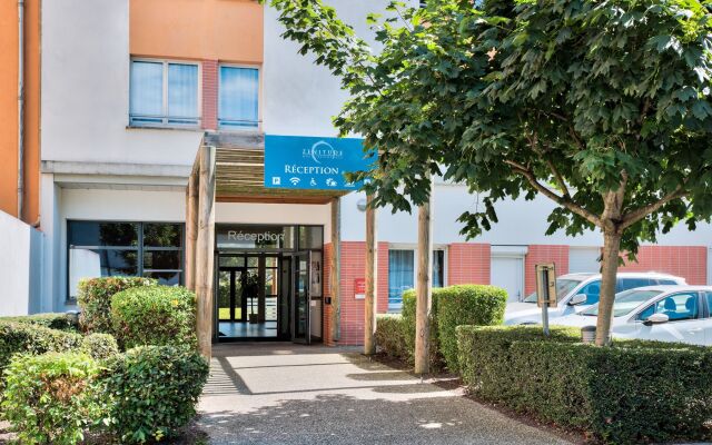 Отель Zenitude Hôtel-Résidences Toulouse Métropole Франция, Тулуза - отзывы, цены и фото номеров - забронировать отель Zenitude Hôtel-Résidences Toulouse Métropole онлайн вид на фасад