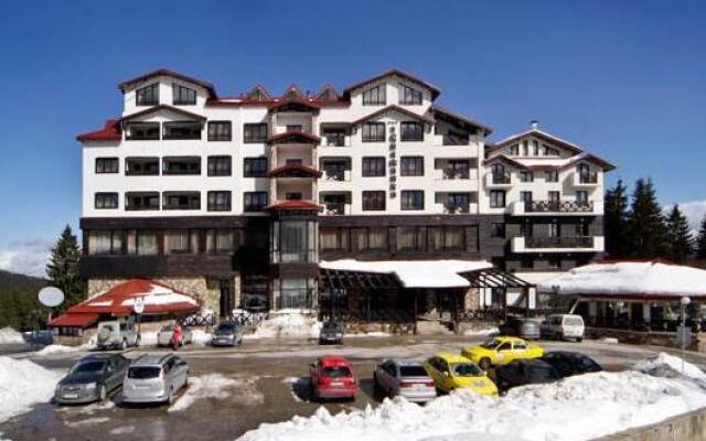 Апартаменты Snezhanka Apartments Tmf Пампорово вид на фасад