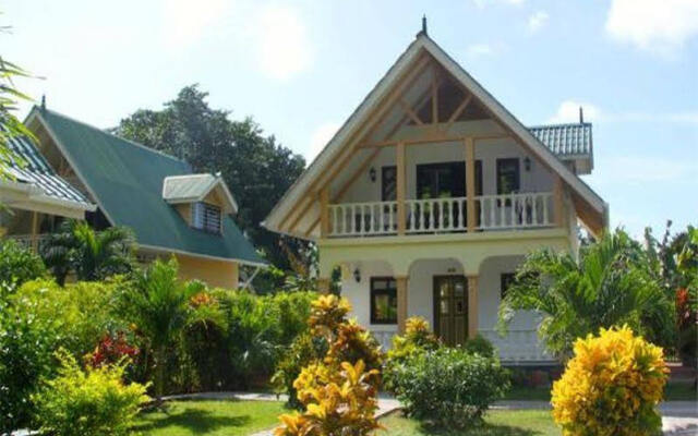 Chalet D Anse Reunion in La Digue, Seychelles from 237$, photos, reviews - zenhotels.com hotel front