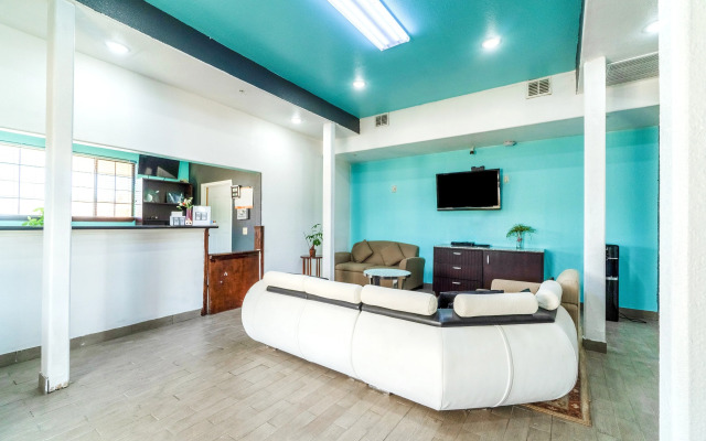 Budget Host Inn & Suites