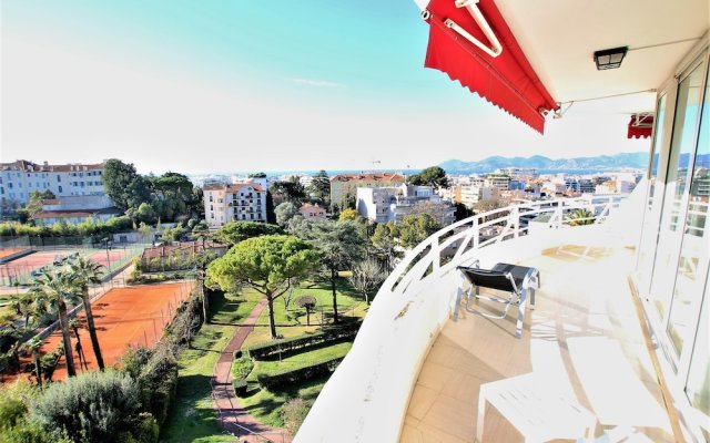 Fully Equipped Appartment 100 m2 Clear View on the sea and Californie Hills 1
