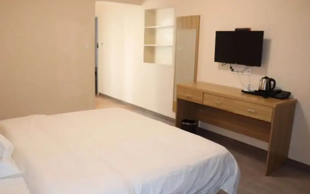 Nanchang Huayang Hotel