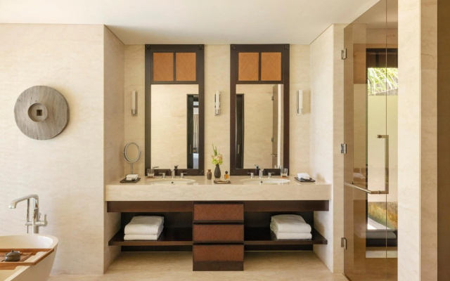 Отель Raffles Bali