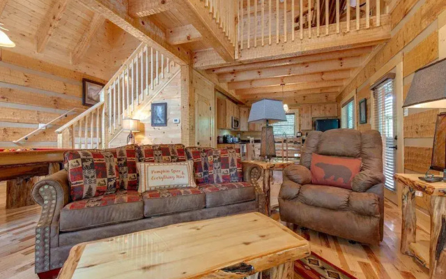Lover's Hideaway by Jackson Mountain Rentals