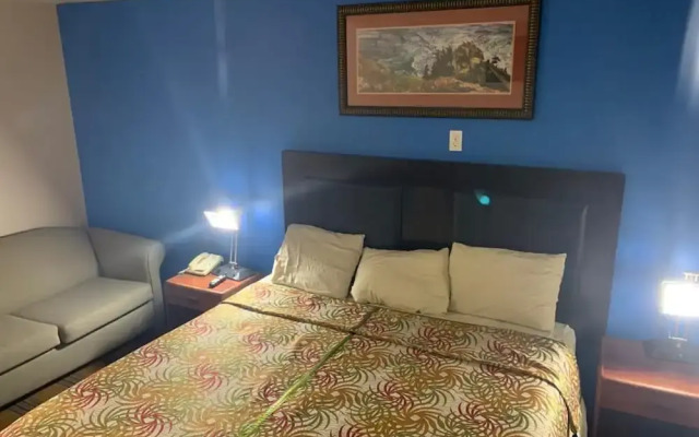 7 Star Inn