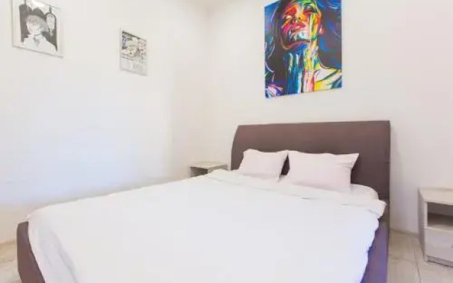 Apartment on Svobody avenue 22